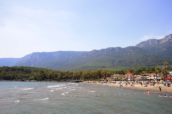 Foto - Oyunu kullanan oraya koştu 