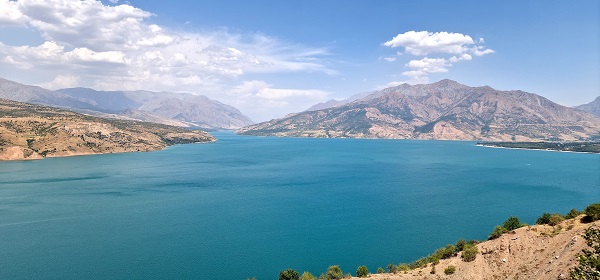 Foto - Özbekistan’da yaz mevsiminin vazgeçilmezi: Çarvak Barajı