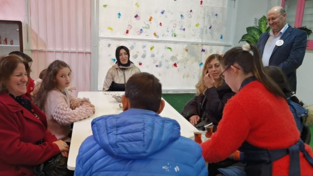 Foto - Özel çocukların kafesi: Biz bize cafe