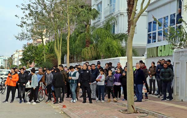 Foto - Özel harekatın beresini görünce ikna oldu