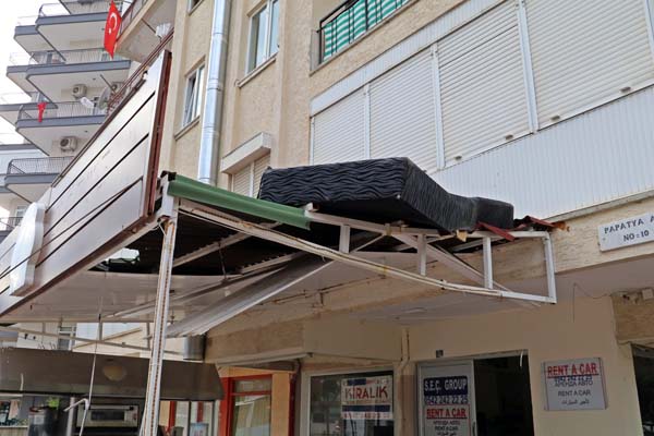 Foto - Özel harekatın beresini görünce ikna oldu