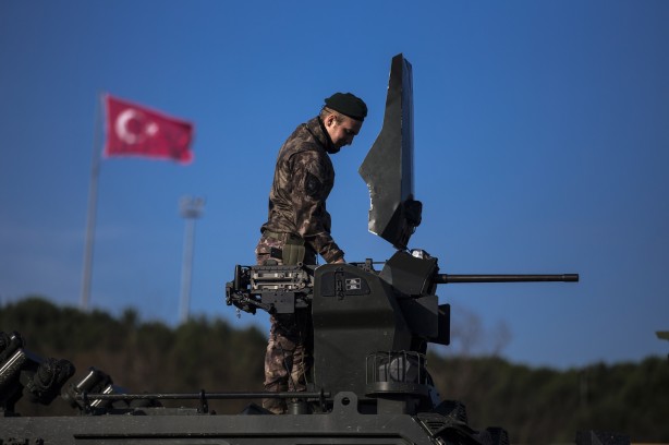 Özel Harekat'ın tatbikatından nefes kesen kareler!