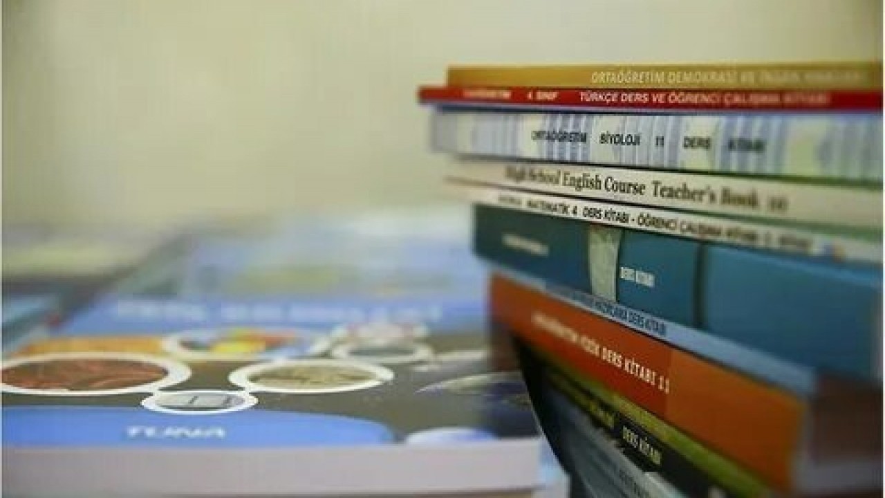 Özel okullarda ahlaksız fiyat oyunu! Veliler isyanda