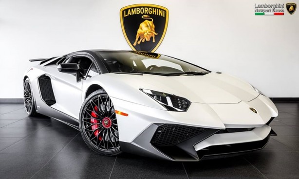 Foto - Özel tasarım Lamborghini Aventador SV