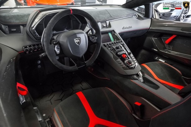 Foto - Özel tasarım Lamborghini Aventador SV