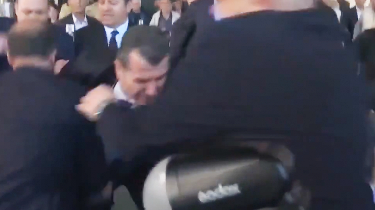 Foto - Özel'e yumruk atan saldırganın ilk ifadesi: CHP'den yemek kartı istedim vermediler: Şok gerçek belli oldu