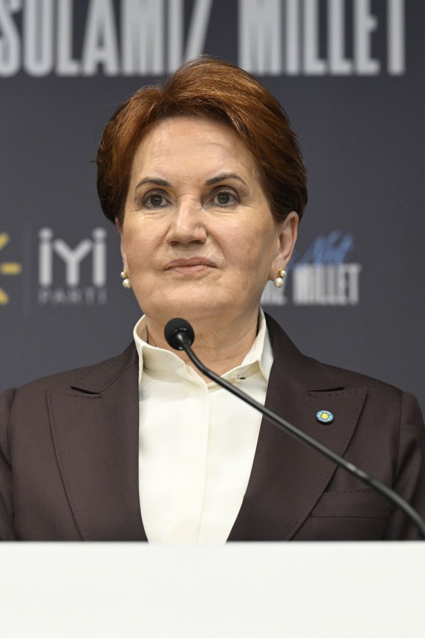 Foto - Özel’in teklifini değerlendireceklermiş! Binbir surat Akşener’den ilk geri vites