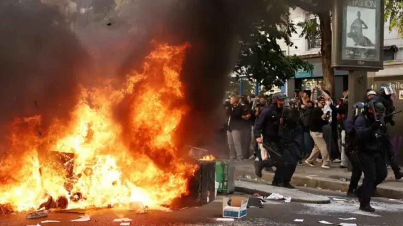 Foto - Özellikle Gezi zekalılar okusun! Fransa polisinin yapmadığı bir bu kalmıştı