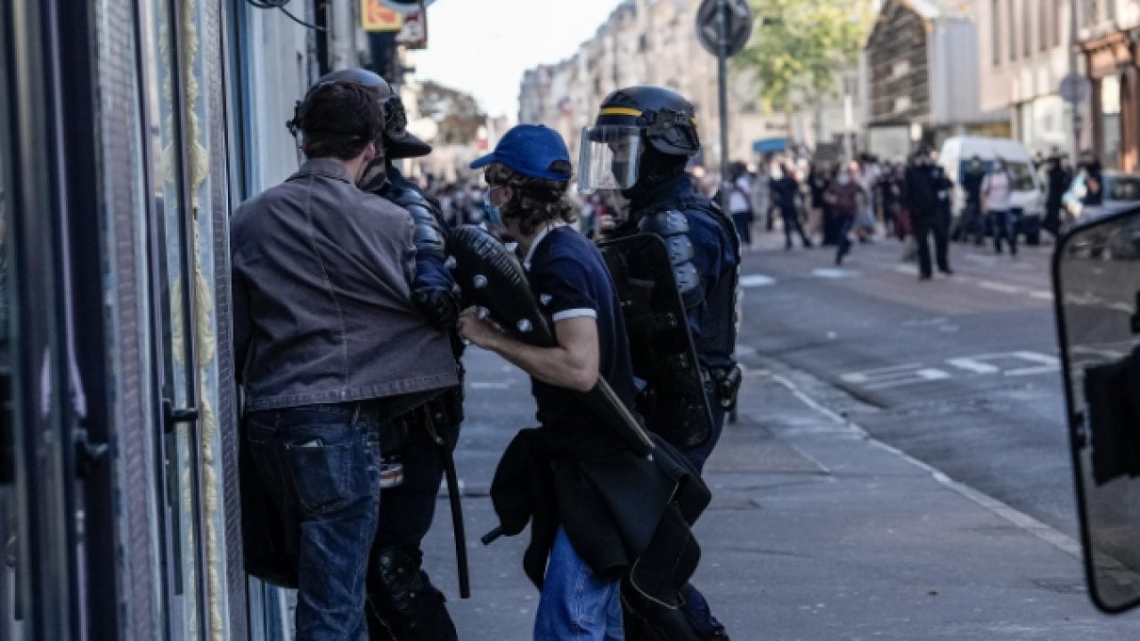 Foto - Özellikle Gezi zekalılar okusun! Fransa polisinin yapmadığı bir bu kalmıştı