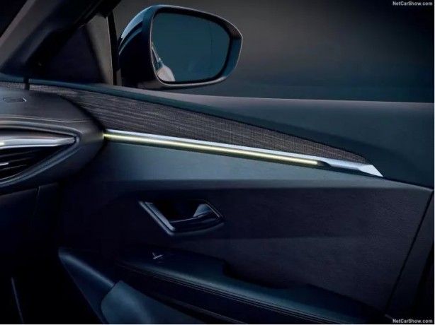 Foto - Özellikleri ve satış fiyatı belli oldu! Huzurlarınızda yeni elektrikli Megane