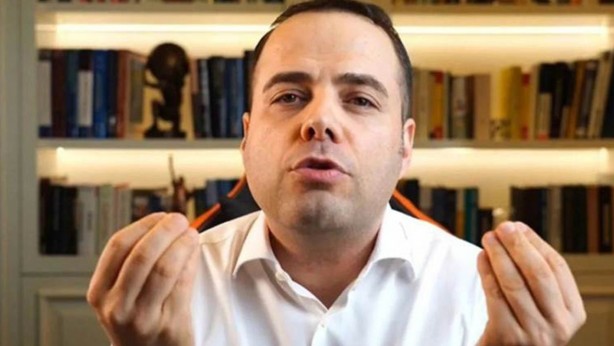 Foto - Özgür Demirtaş’la ilgili şok iddia! Birileri ağzının içine bakıyordu! Yer yerinden oynayacak