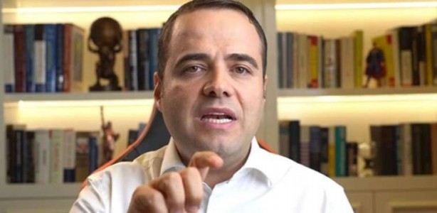 Foto - Özgür Demirtaş'tan "Hadi git işine be" dedirten çıkış! Bu adam kendini ne zannediyor böyle