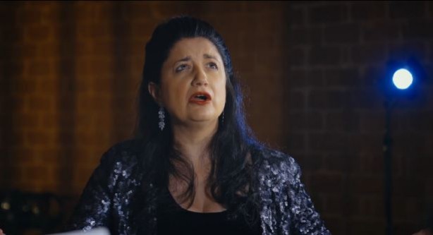 Foto - Özgür Özel elini öpmüştü! Pervin Chakar'dan skandal paylaşım!