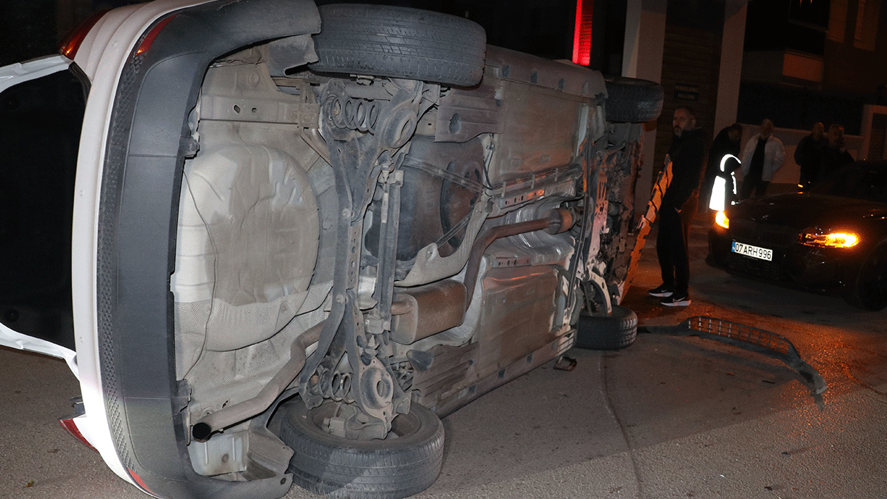 Foto - Özgür Özel iktidara gelirse ucuzlatacak! Alkol illeti yine şişede durduğu gibi durmadı