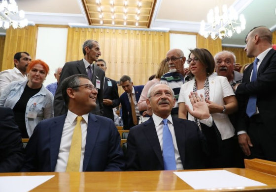 Foto - Özgür Özel Kemal Kılıçdaroğlu’na meydan okudu: Özel mülkü değil!