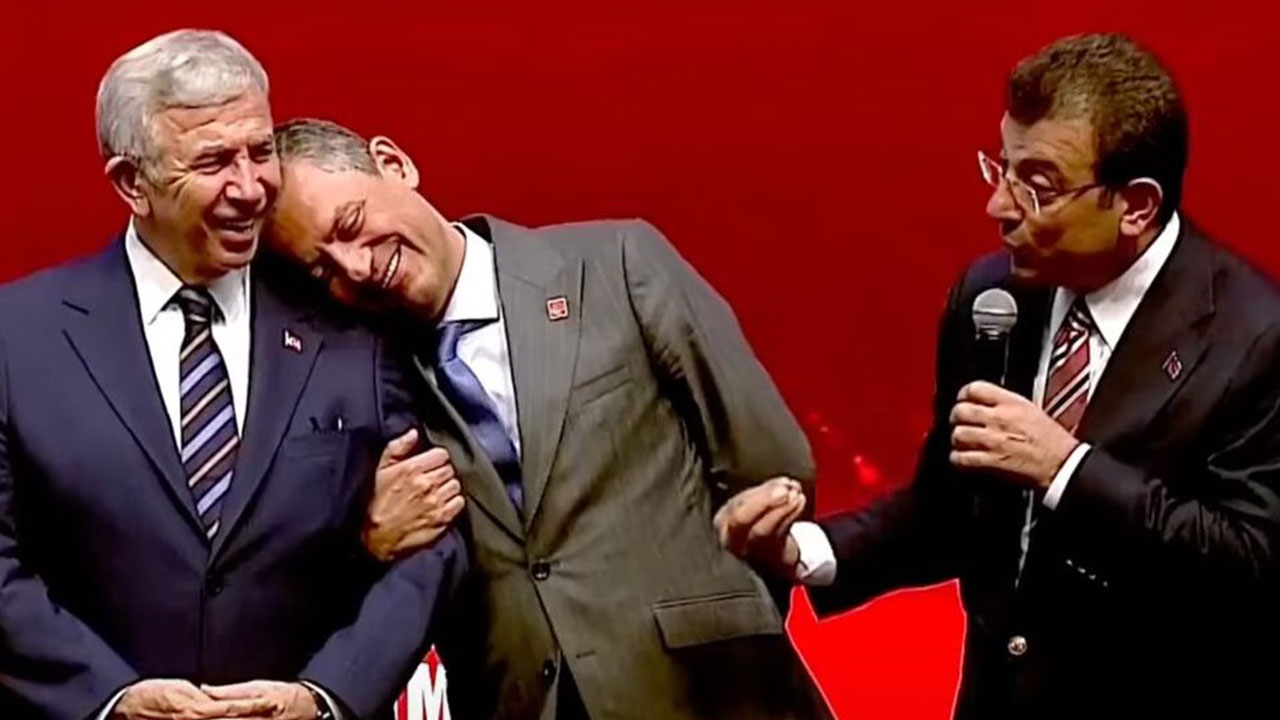 Foto - Özgür Özel salondaki o ismin yüzüne bakarak "Cumhurbaşkanı adayımız hazır" dedi! CHP karıştı