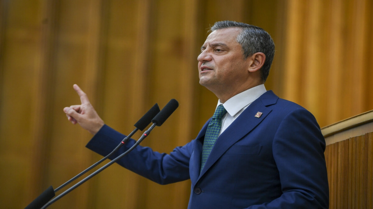 Foto - Özgür Özel’den skandal "Mehmet Şimşek" iddiası! Pazartesi gününü işaret etti