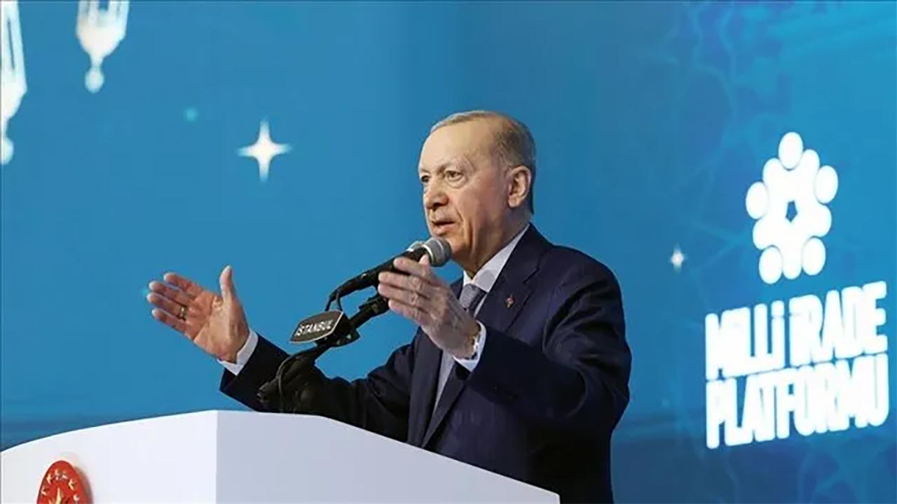 Foto - Özgür Özel'den yeni dilencilik! Destek için Almanya'nın kapısını çaldı