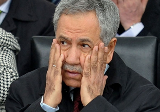 Foto - Özgür Özel’e "kahramanım" diyen Arınç faka bastı