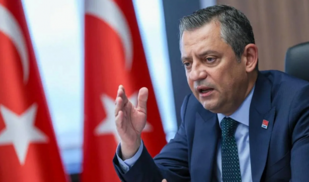 Foto - Özgür Özel’e Osmanlı şamarı! "Hanımefendi size yirmilik çivi gibi çakmış"