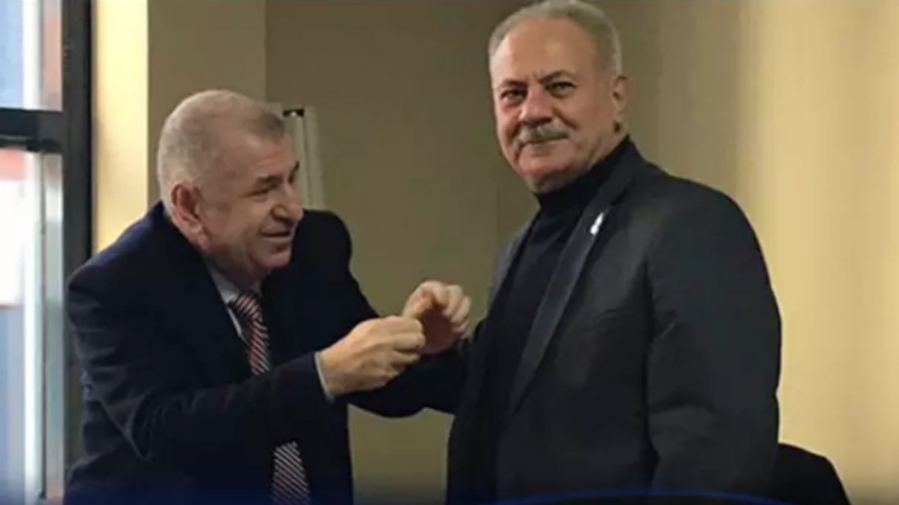 Foto - Özgür Özel’e yumruk atan saldırganın abisi siyasetçi çıktı! Boy boy poz verdiği o lider bakın kimmiş! Çok ama çok şaşıracaksınız