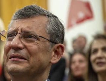 Özgür Özel’i yıkan haber! Tüm Türkiye’ye böyle duyurdu