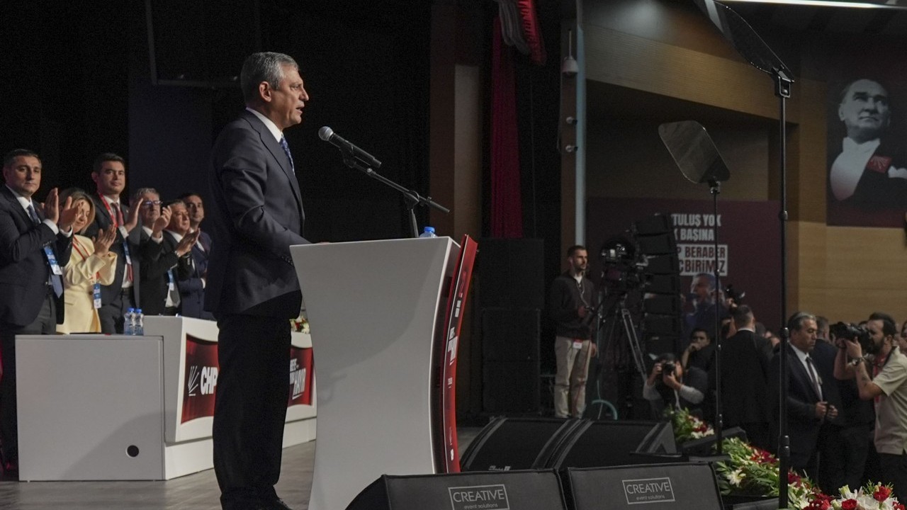 Foto - Özgür’den CHP kurultayında masallar