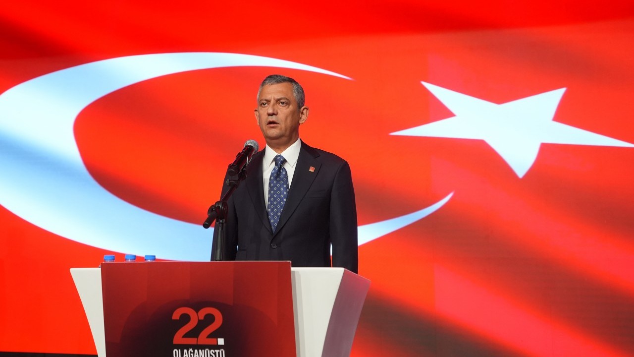 Foto - Özgür’den CHP kurultayında masallar