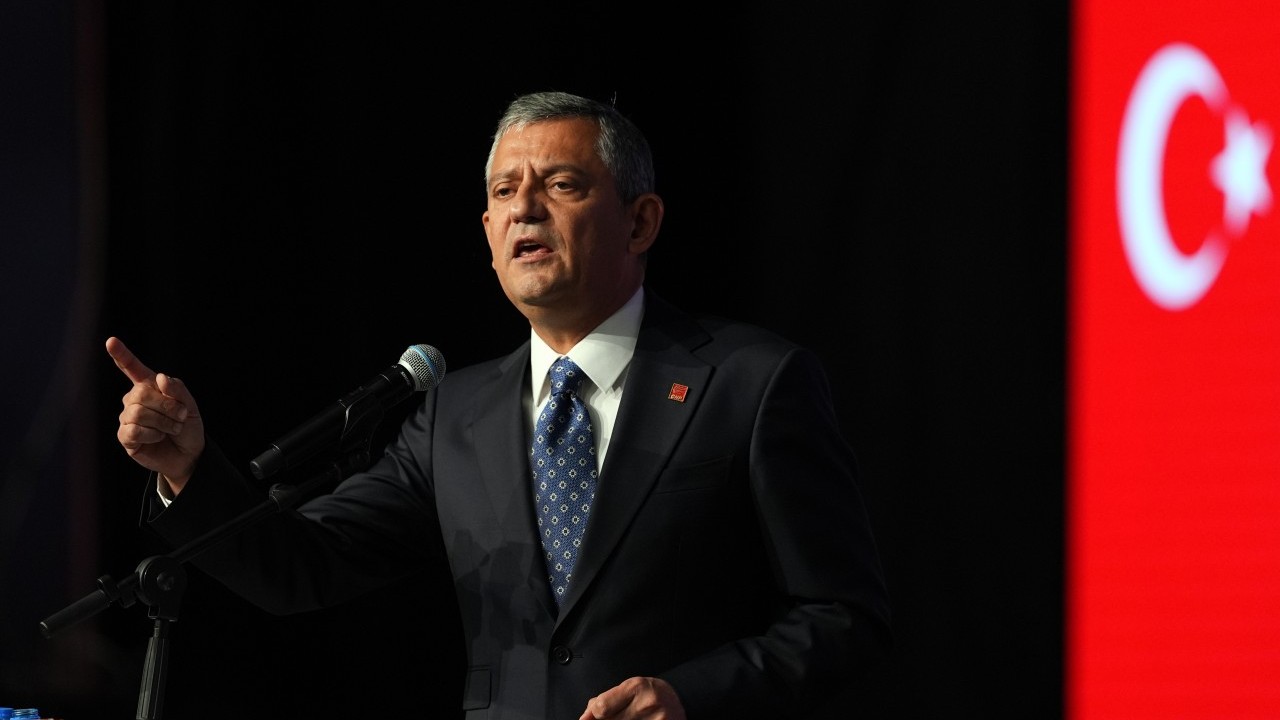 Foto - Özgür’den CHP kurultayında masallar