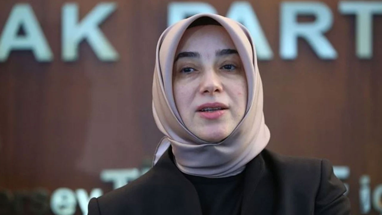 Özlem Zengin yeni MKYK listesinde neden yok? Az önce paylaşım yaparak sessizliğini bozdu