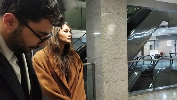 Foto - Özrü kabahatinden büyük! Eda Taşpınar camideki ahlaksızlığını böyle savundu