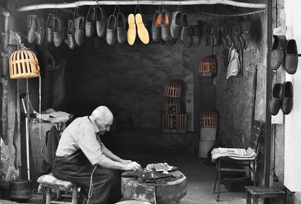 Foto - 'Pabucu dama atılmak' deyimi nereden geliyor?