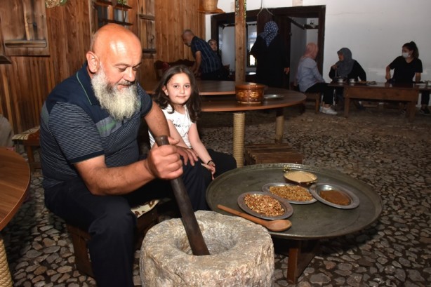 Foto - Padişah tatlısı olarak da biliniyor! Asırlık lök tatlısına büyük ilgi