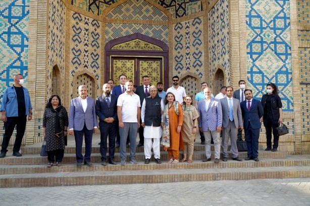 Foto - Pakistan Cumhurbaşkanı Kuruluş Osman'ın setini ziyaret etti