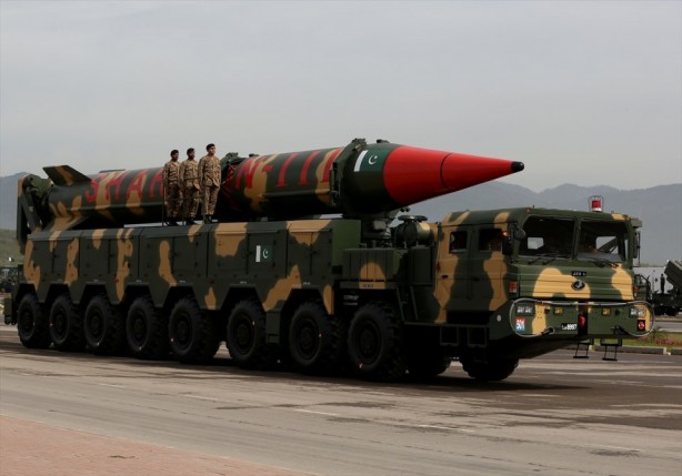 Foto - Pakistan Milli gününü kutluyor