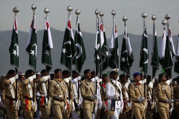 Foto - Pakistan Milli gününü kutluyor