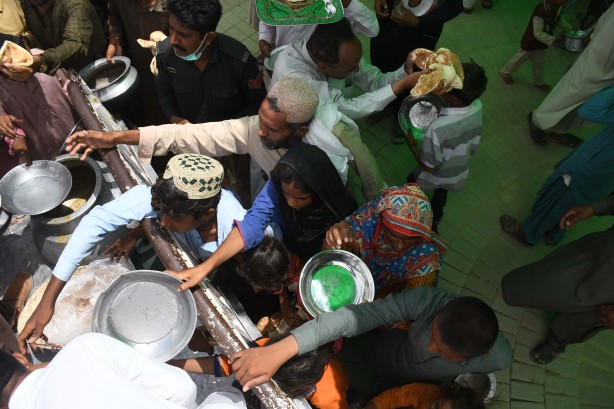 Foto - Pakistan ölenlerin sayısı artıyor