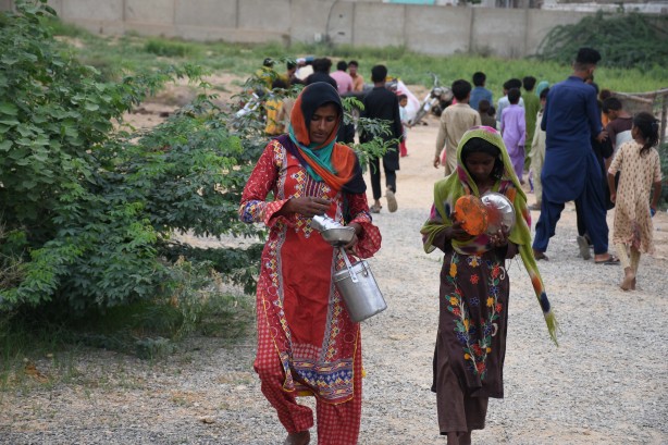 Foto - Pakistan ölenlerin sayısı artıyor