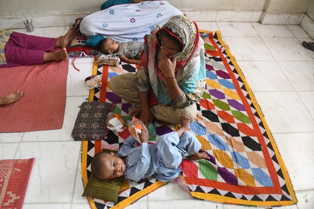 Foto - Pakistan ölenlerin sayısı artıyor