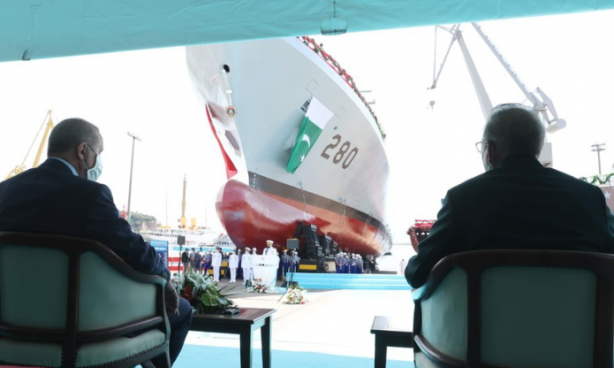 Foto - Pakistan savaş gemisi Türkiye sularında öyle bir şey yaptı ki... Gerçekten inanılmaz