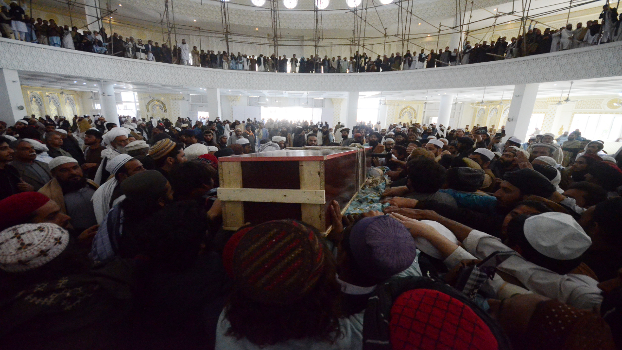 Foto - Pakistan'da on binleri sokağa döken cenaze töreni