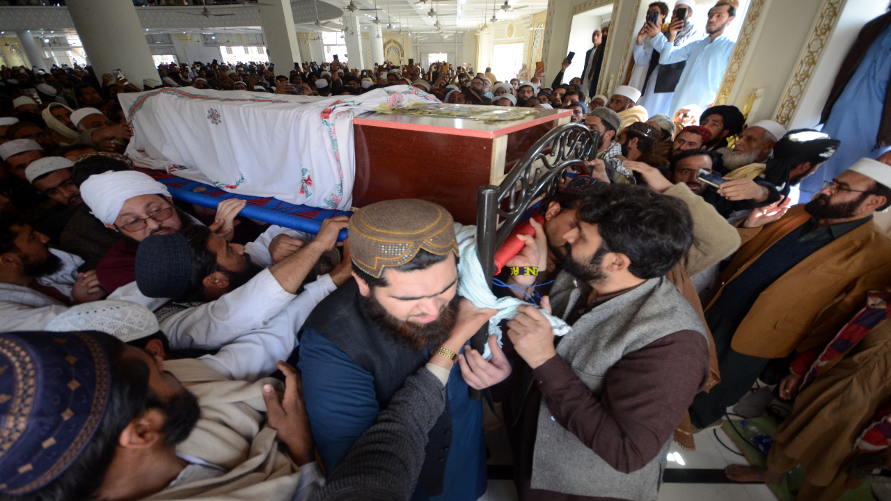 Foto - Pakistan'da on binleri sokağa döken cenaze töreni