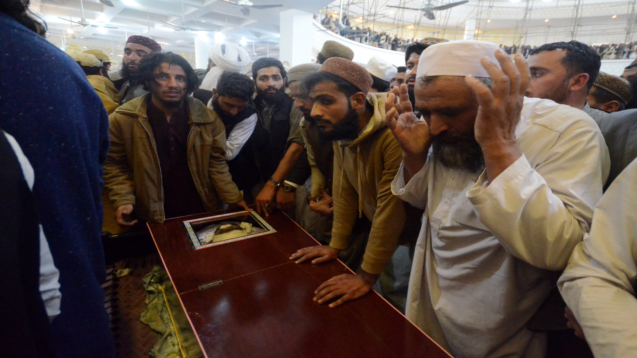 Foto - Pakistan'da on binleri sokağa döken cenaze töreni