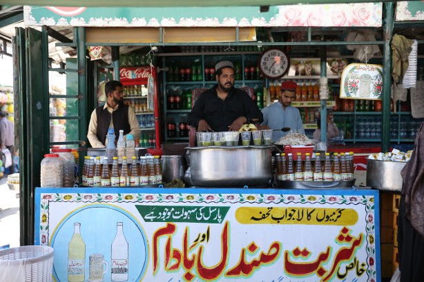 Pakistan'da ramazan için son hazırlıklar