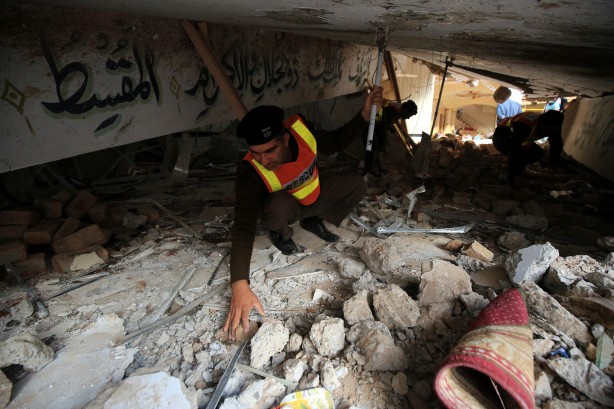 Foto - Pakistan'daki camiye saldırıda detaylar ortaya çıkıyor! Saldırgan polis kılığına girmiş