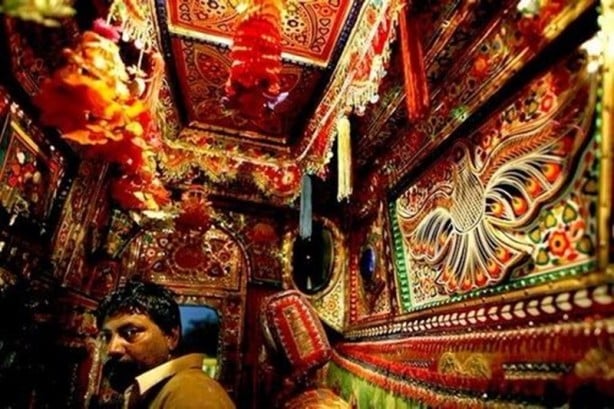 Foto - Pakistan'ın meşhur kamyonetleri