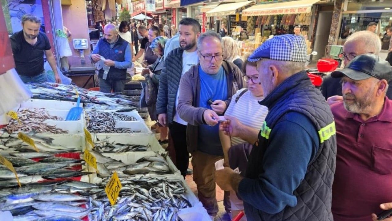 Palamutun fiyatı dibe vurdu! Vatandaş tezgahlara akın etti