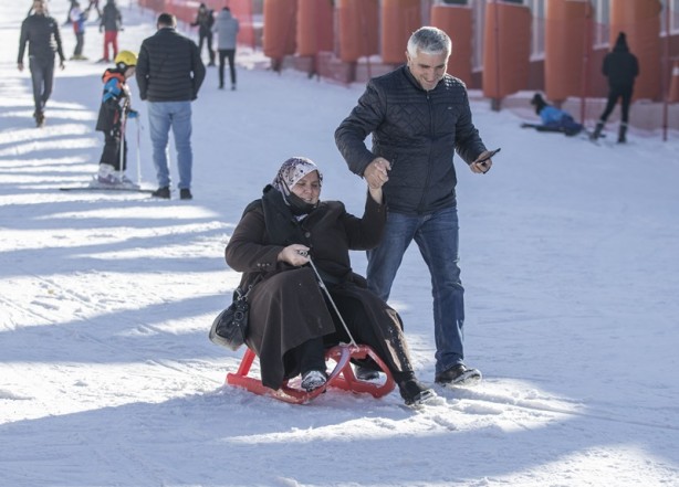 Foto - Palandöken Kayak Merkezi'nde hafta sonu yoğunluğu