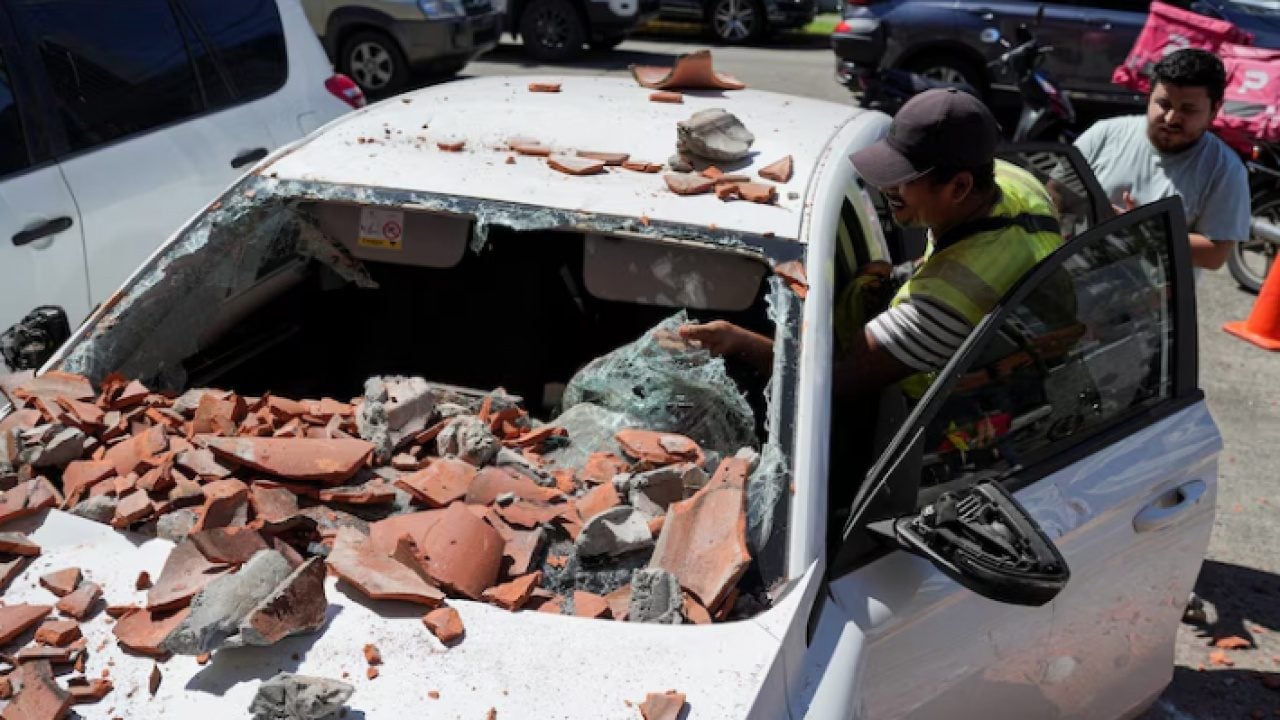 Foto - Panama 7,7 ile sarsıldı! Tsunami alarmı verildi, 95'ten fazla artçı kaydedildi