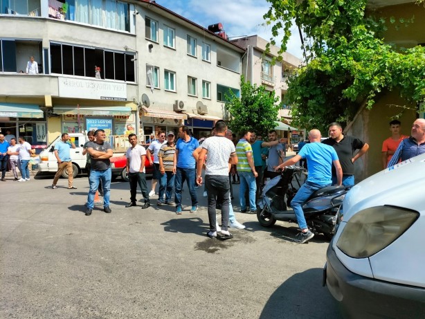 Foto - Panik yaptı aracıyla kahvehaneye daldı: 7 yaralı